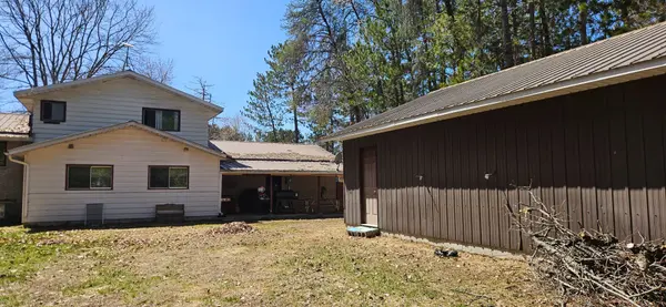 33698 Highway 17 HWY W, Deep River, ON K0J 1P0