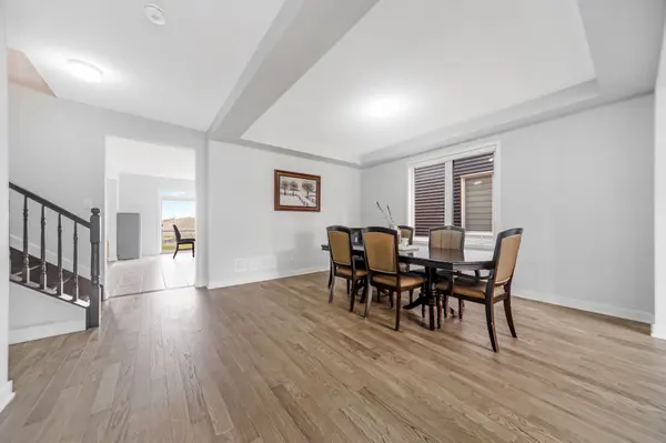 1016 Showman ST, Stittsville - Munster - Richmond, ON K0A 2Z0