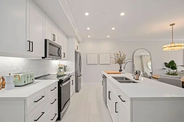 1560 Upper West AVE #307, London South, ON N6K 0M4