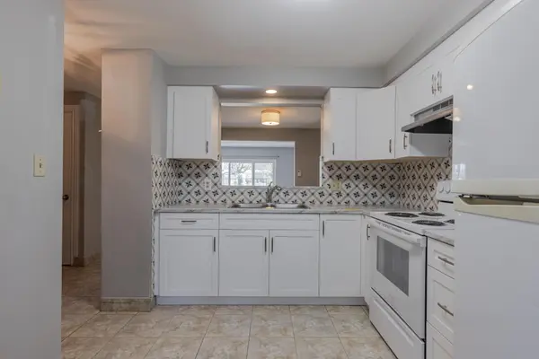 6767 Thorold Stone RD #88, Niagara Falls, ON L2J 3W9