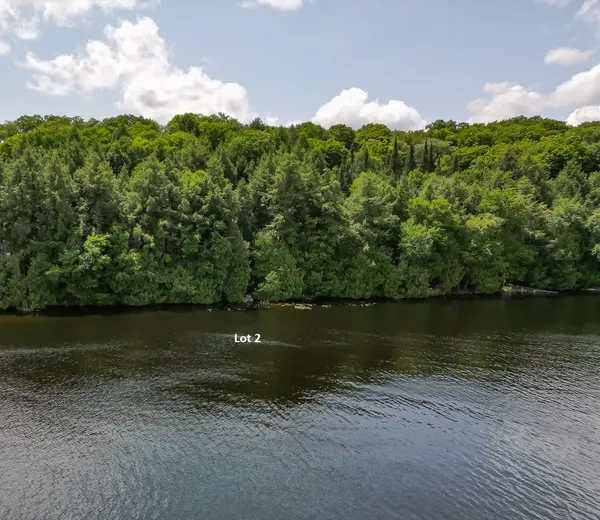 LOT 2 ESIG LN, Lake Of Bays, ON P1H 2J6