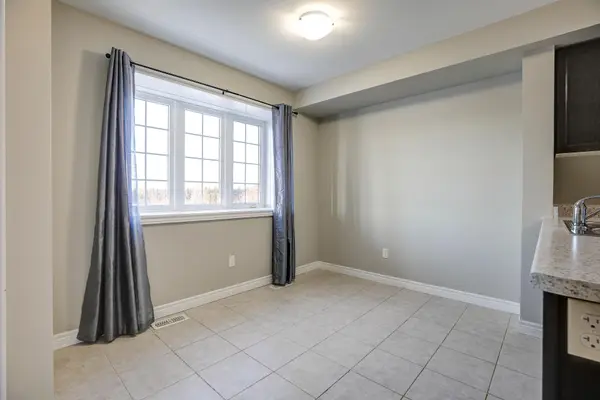 85 Mullin DR #2B, Guelph, ON N1E 0R4