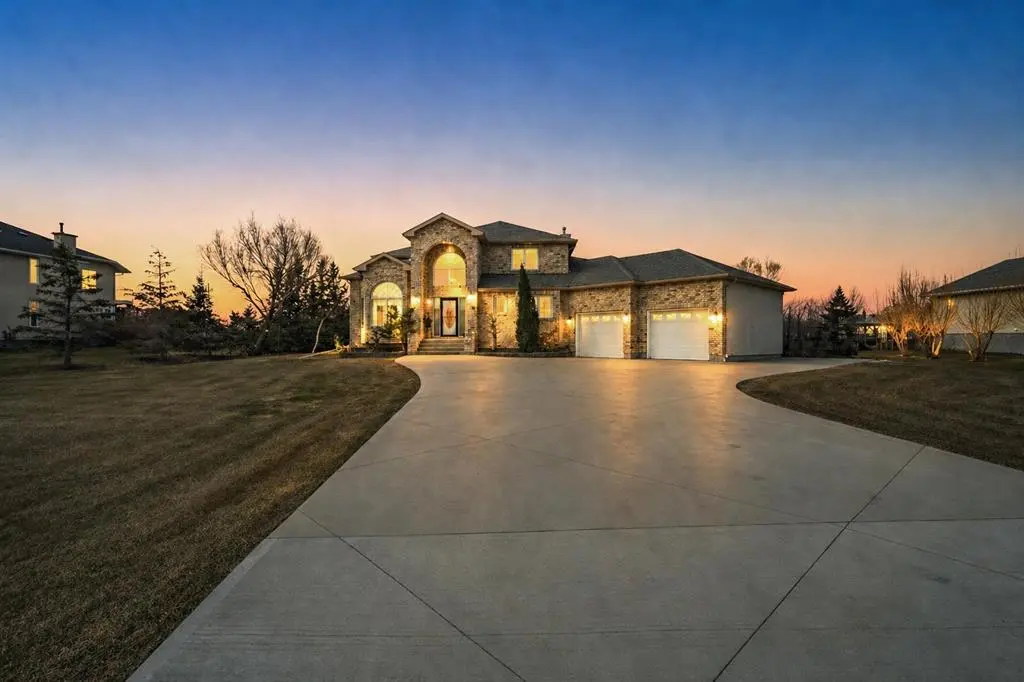 648 ADDIS AVE, West St Paul, MB R2V 4S3