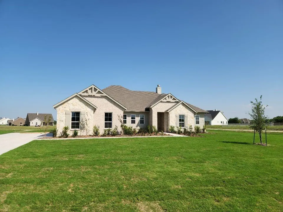 2204 Continent Court, Krum, TX 76249