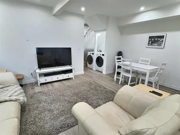 172 Bertrand ST, Winnipeg, MB R2H 0N4