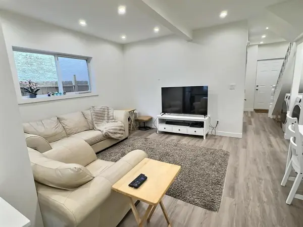 172 Bertrand ST, Winnipeg, MB R2H 0N4