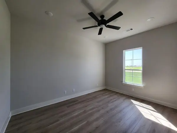 2204 Continent Court, Krum, TX 76249