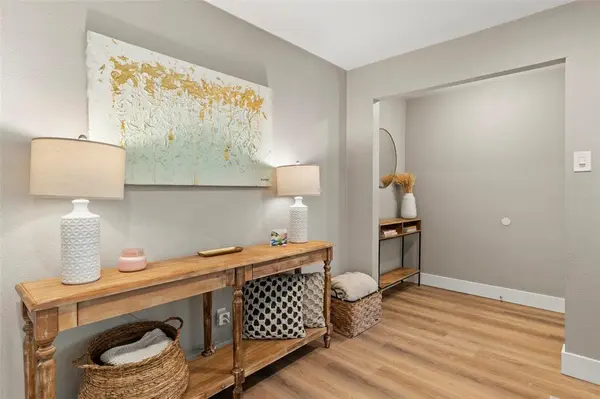 10647 Chesterton Drive, Dallas, TX 75238