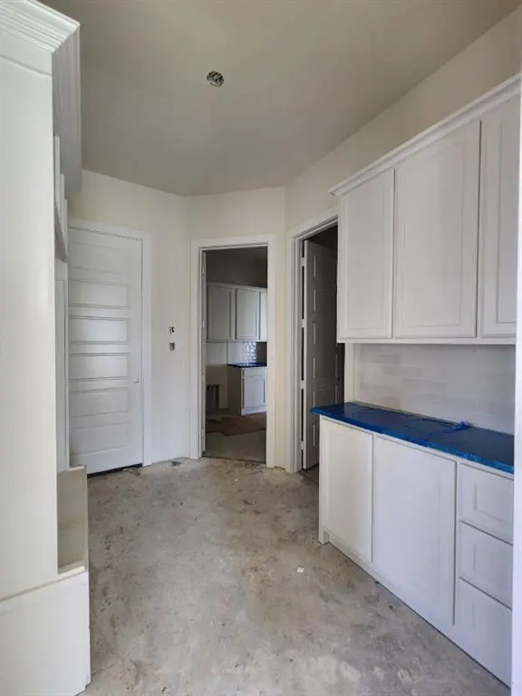 2320 Quartz Street, Krum, TX 76249