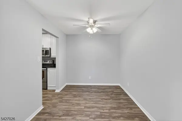 102 Federal Hill Rd #102, Pompton Lakes Boro, NJ 07442