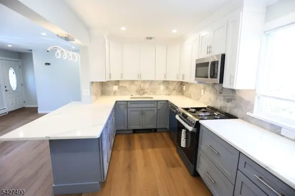 210 Walnut St #R, Garwood Boro, NJ 07027