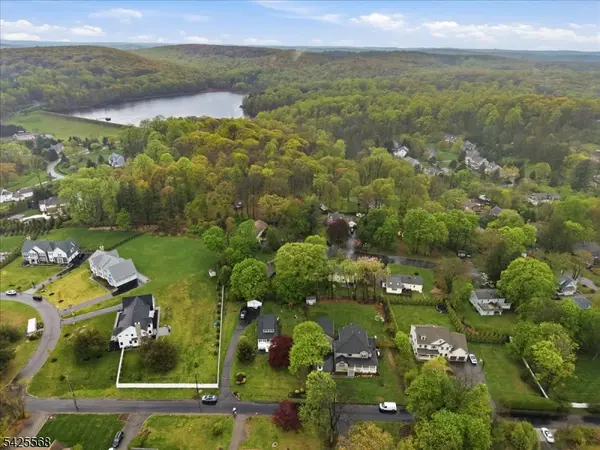 7 Shores Rd, Mendham Twp., NJ 07869