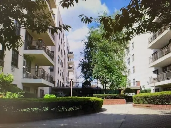 3855 Shore Pkwy #2L, Brooklyn, NY 11235