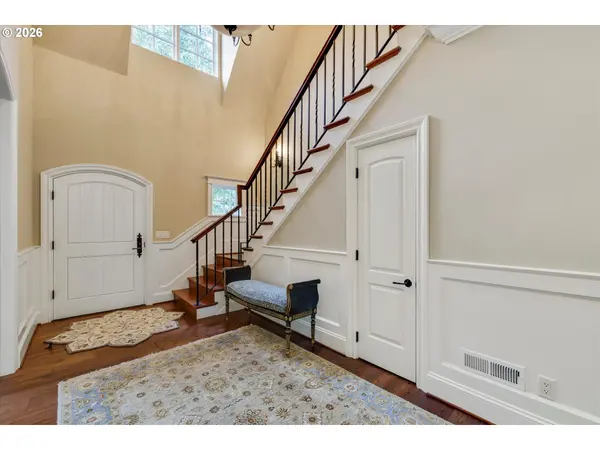 1011 TROON RD, Lake Oswego, OR 97034