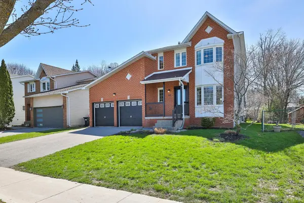 769 Candaras ST, Innisfil, ON L9S 2H1