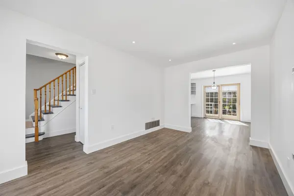 769 Candaras ST, Innisfil, ON L9S 2H1