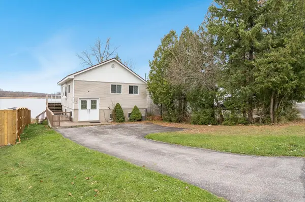 122 Mitchells Beach RD, Tay, ON L0K 2A0