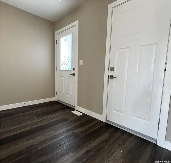 371 Childers CRESCENT, Saskatoon, SK S7L 4L1