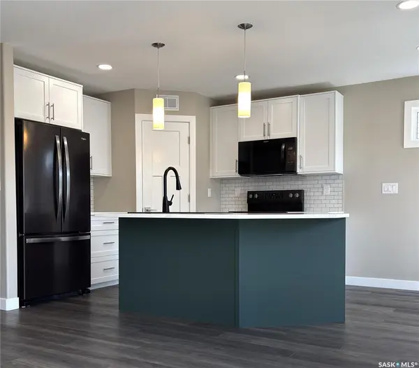 371 Childers CRESCENT, Saskatoon, SK S7L 4L1