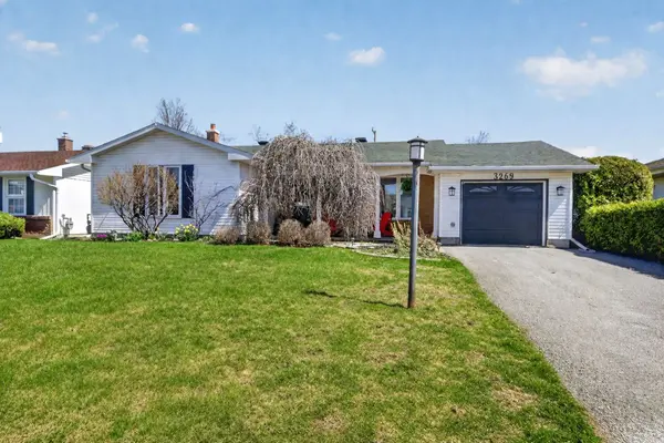 3269 CLEARWATER CRES, Hunt Club - South Keys And Area, ON K1V 7S3