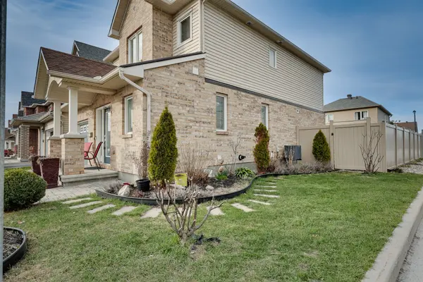 220 Mission Trail CRES, Kanata, ON K2T 0H7
