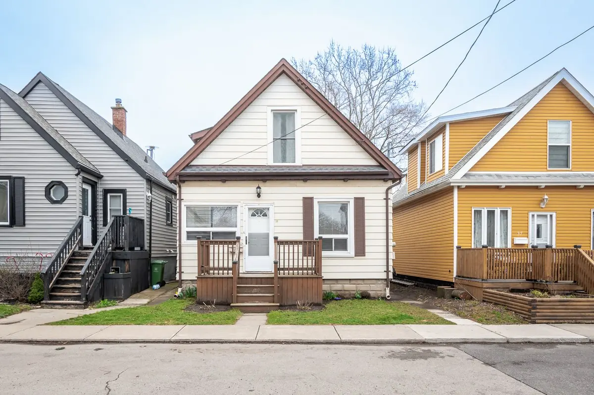 35 East 27th ST, Hamilton, ON L8V 3E8