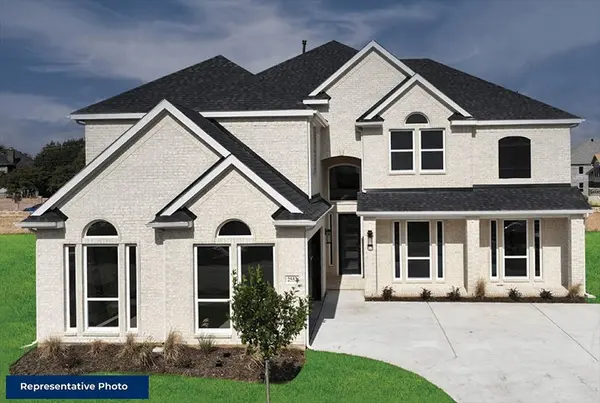 604 S Hidden Lakes Drive, Desoto, TX 75115