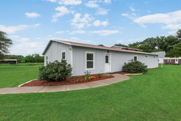 2209 Hare Lane, Greenville, TX 75402