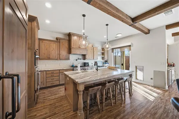 3105 Pastor Street, Dallas, TX 75212