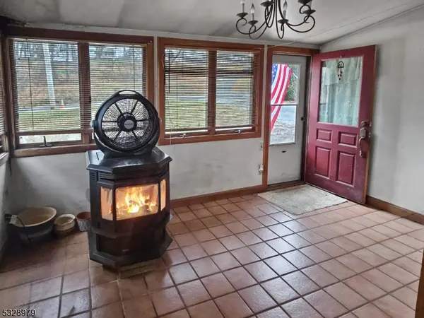 284 Milford-Mt Pleasant Rd, Milford Boro, NJ 08848