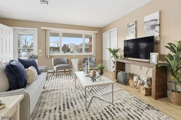 83 Cabrillo Blvd, Berkeley Twp., NJ 08757