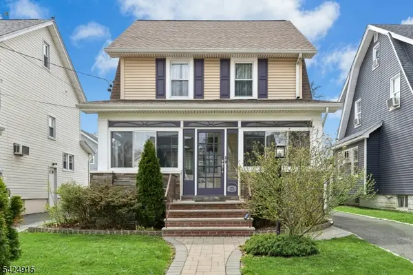 214 E Lincoln Ave, Roselle Park Boro, NJ 07204