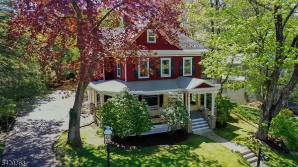 45 Main St, Califon Boro, NJ 07830