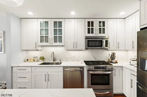 1125 Maxwell Ln #1115, Hoboken City, NJ 07030