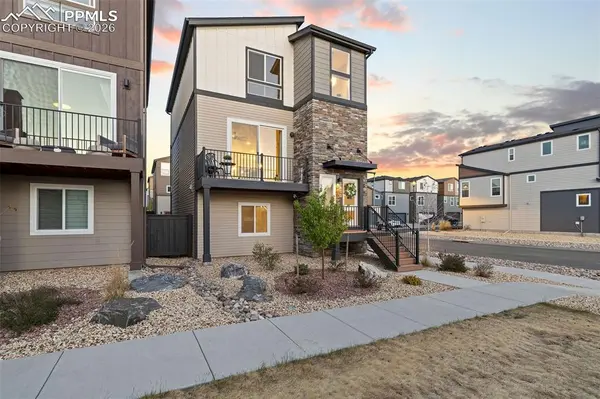 6830 Lily Mountain LN, Colorado Springs, CO 80923