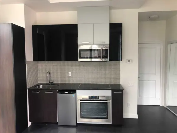 5162 Yonge ST #Th08, Ground, Toronto C07, ON M2N 5P6