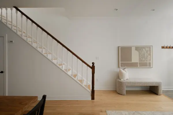 32 Lindsey AVE, Toronto C01, ON M6H 1E1