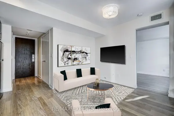 80 Western Battery RD #801, Toronto C01, ON M6K 3S1