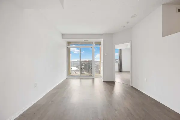 125 Western Battery RD #2514, Toronto C01, ON M6K 3R8