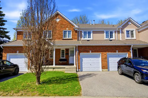 10 Bassett BLVD #216, Whitby, ON L1N 9C8