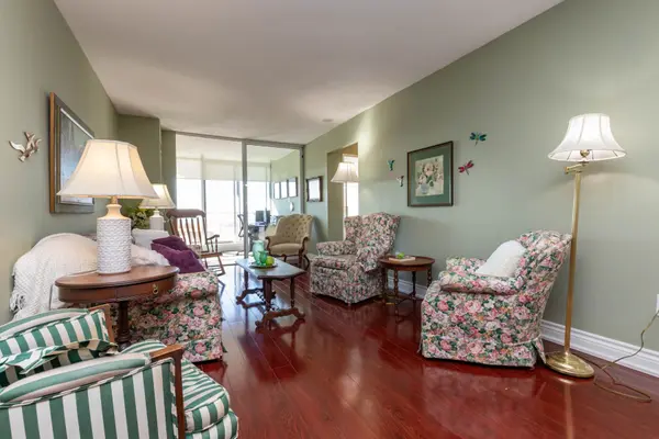 1 Greystone Walk DR #PH 79, Toronto E04, ON M1K 5J3