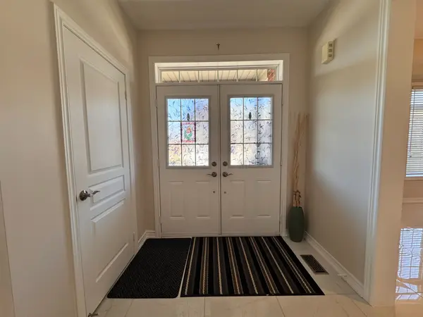 41 Beechborough CRES, East Gwillimbury, ON L9N 0P1