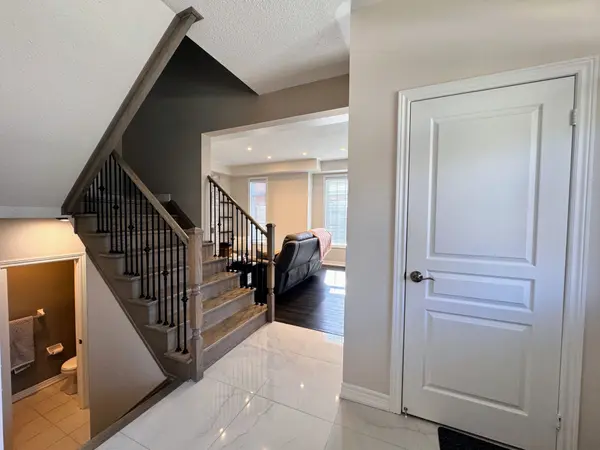 41 Beechborough CRES, East Gwillimbury, ON L9N 0P1