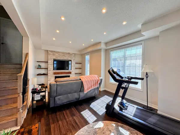 41 Beechborough CRES, East Gwillimbury, ON L9N 0P1