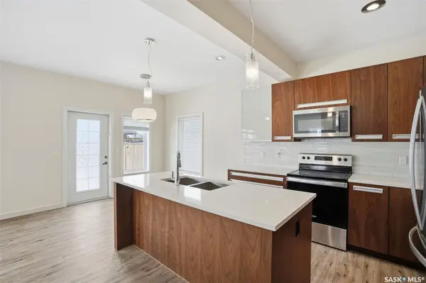 516 Pichler WAY, Saskatoon, SK S7V 0G2