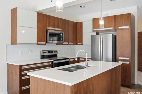 516 Pichler WAY, Saskatoon, SK S7V 0G2