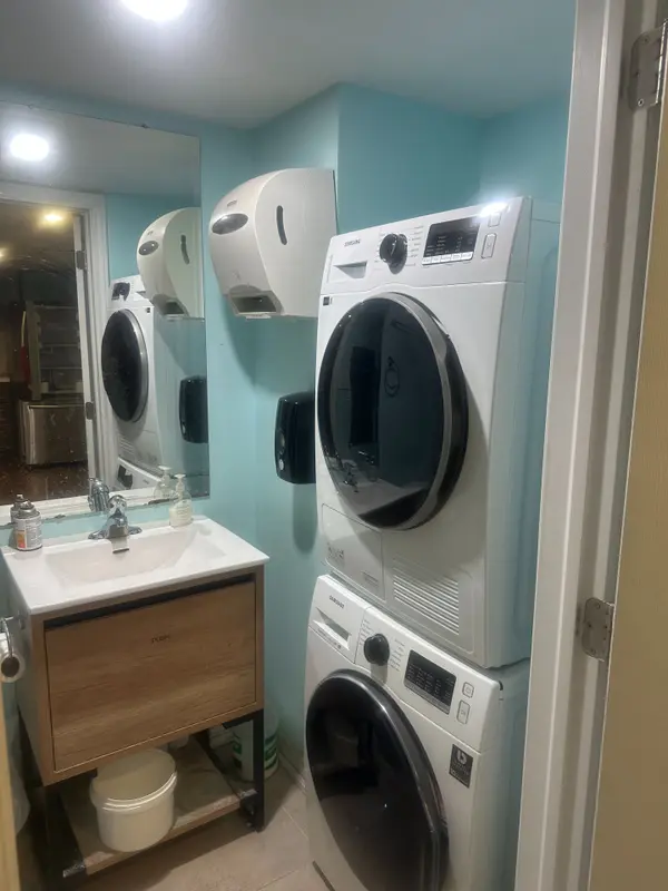 173 Advance BLVD #43/44, Brampton, ON L6T 4Z7