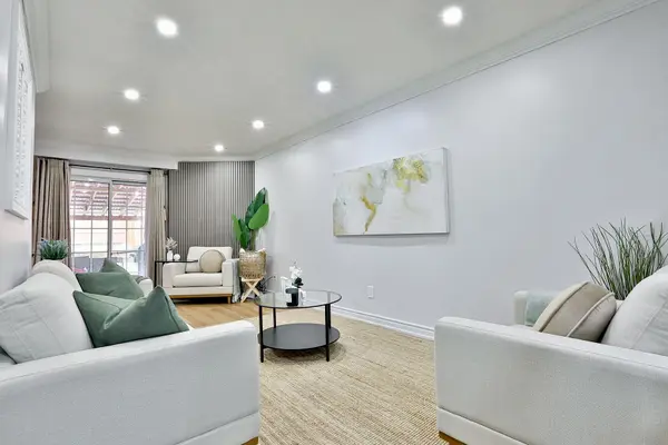 16 Hetherington PL, Brampton, ON L6S 5M7