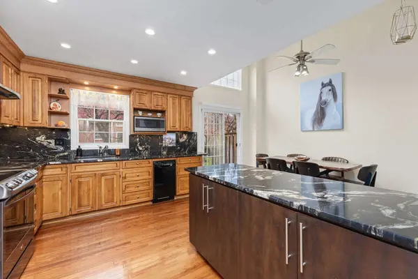 57 Stornwood CT #57, Brampton, ON L6W 4J1