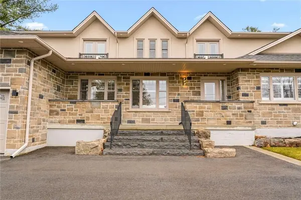 1354 No 1 Side RD N, Burlington, ON L7P 0R9